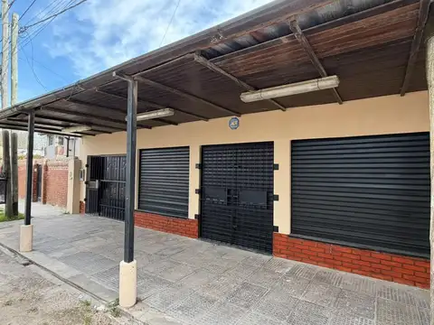 Excelente Salon / Local en venta en B° La Argentina