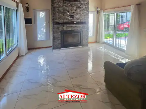 Casa en Venta en Del Viso, USD 320.000