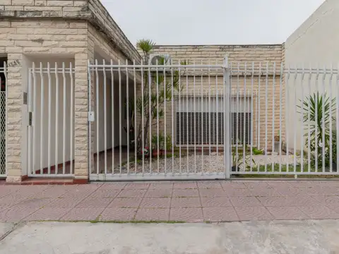 Depto Tipo Casa en Venta 36 años