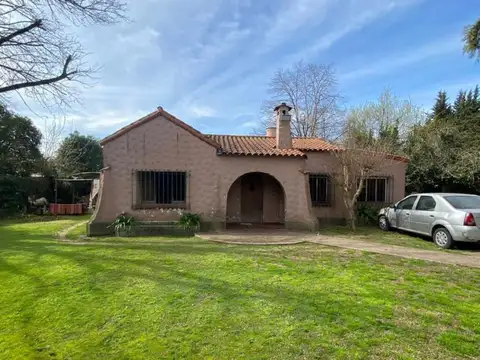Venta de Casa 3 Dormitorios en Manuel B Gonnet, La Plata