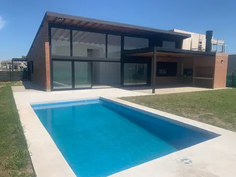 Venta Casa a Estrenar en  Barrio San Pablo - Pilar