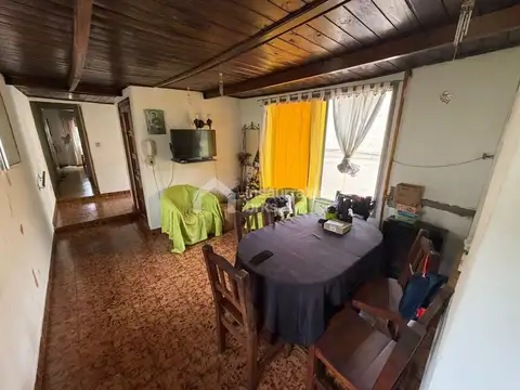 Depto Tipo Casa en Venta de 4 ambientes