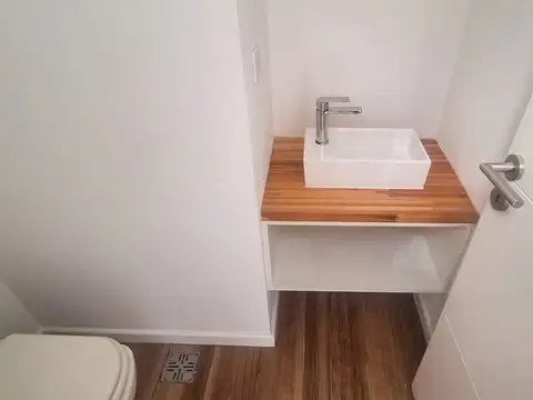 APTO CREDITO Se vende espectacular dúplex, Villa Belgrano, media cuadra de Av. Gauss.