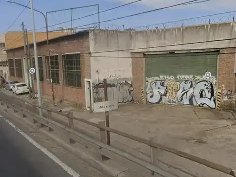 Galpon en Alquiler 34  mts Frente