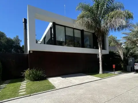 CASA VENTA "DON CAGIANO" VILLA UDAONDO