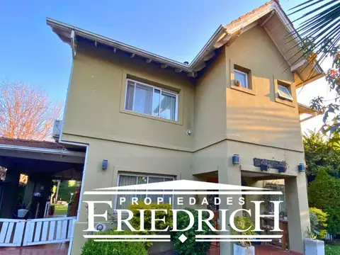 Preciosa casa en Haras María Elena 