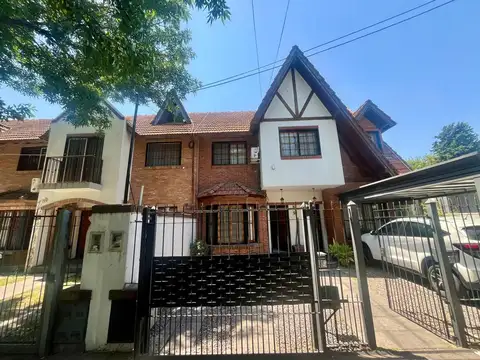 Duplex tipo casa de 4 ambientes