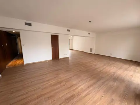 Departamento 5 ambientes con 3 baños