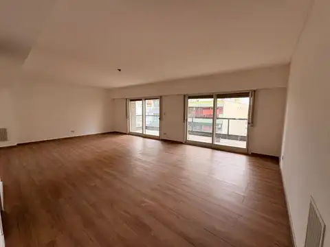 VENTA DEPARTAMENTO 5 AMBIENTES CON COCHERA EN CABALLITO