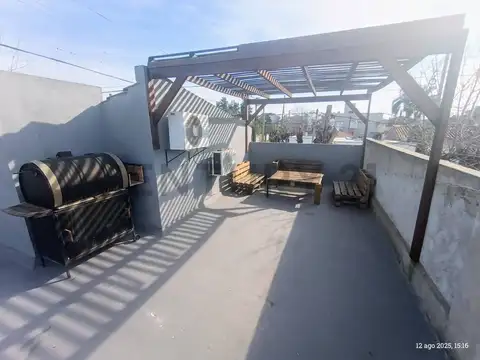 VENTA CASA PH 3 AMBIENTES CON TERRAZA, CASTELAR NORTE