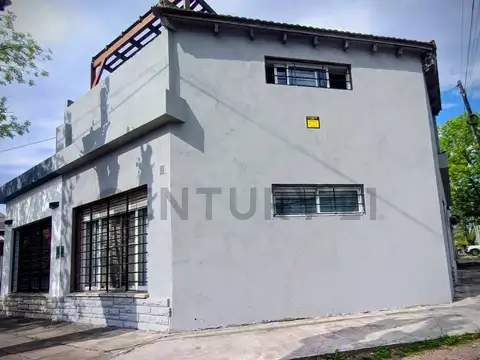 Casa en Venta en Castelar Norte, USD 102.000