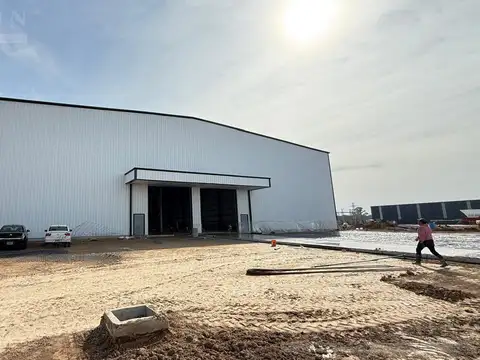 ALQUILER – DEPÓSITO / NAVE INDUSTRIAL 2.892 m² | POLO INDUSTRIAL SPEGAZZINI