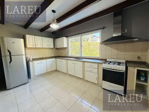 Casa en Alquiler de 3 dormitorios
