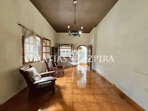 Casa 4 ambientes con 1 baño