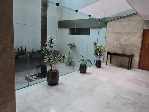 Departamento 6 ambientes con 2 baños