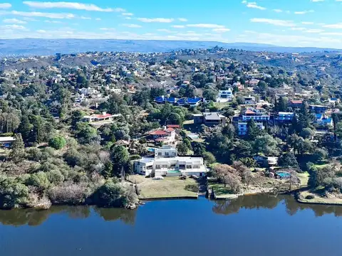 Villa del Lago, Villa Carlos Paz