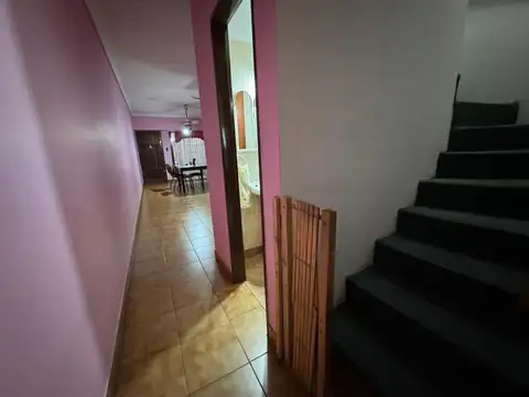 Depto Tipo Casa en Venta en Ramos Mejía, USD 180.000