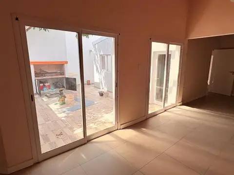 Casa en Venta en Concordia, USD 195.000