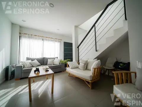 Casa en venta de tres ambientes, Countries/B.Cerrado (Ituzaingó)