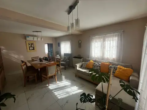 Casa en Venta en General Roca, Río Negro