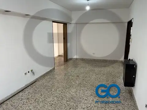 Escobar 2700, Piso 2