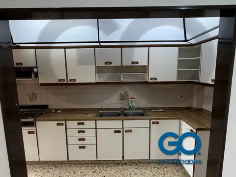 Depto Tipo Casa en Alquiler en Villa Pueyrredón, $ 1.400.000
