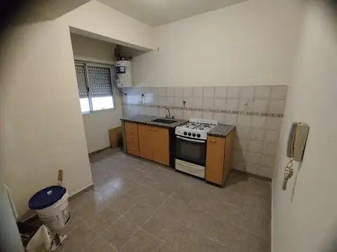Departamento en Alquiler en San Justo, $ 700.000
