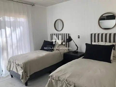 Casa 3 ambientes con 2 baños