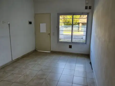 Departamento en Alquiler en Bella Vista, $ 950.000