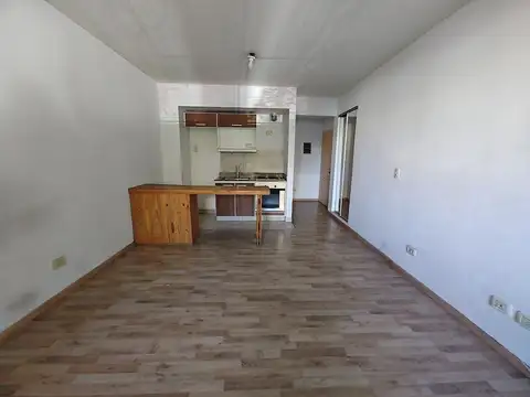 Avenida Álvarez Thomas 600, Piso 1
