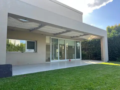 Casa en Venta Lote interno Barrio Los Sauces  Nordelta