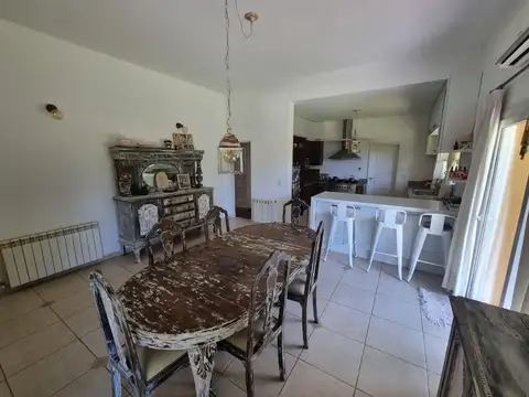 VENTA CASA 4 AMBIENTES PISCINA ARROYO DULCE LUJAN