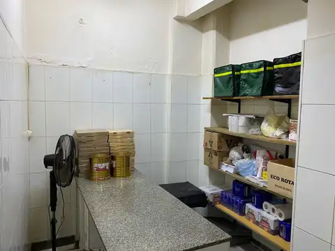Fondo de comercio Pizzería en Villa Urquiza Zona Transitada