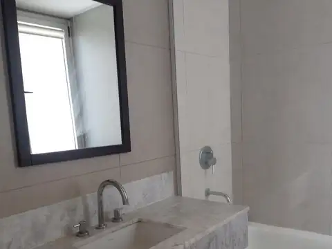 Departamento en Alquiler con 1 cocheras