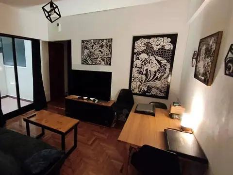 Departamento 2 ambientes con patio exclente zona  