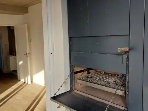 Ceretti 2600, Piso 3