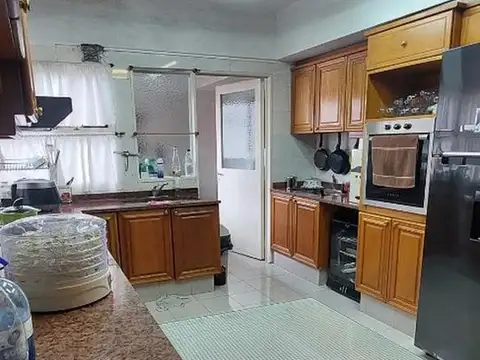 Departamento en Alquiler en Flores, USD 1.400