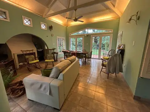 Casa en Venta de 4 dormitorios