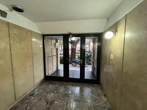 Franklin Delano Roosevelt 5000, Piso 1