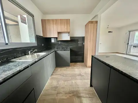 VENTA CASA 3 DORM TERRAZAS DE MANANTIALES CBA