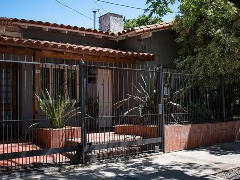 Claudio María Joly 2500