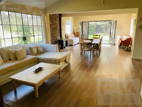 Casa Quinta en venta Francisco Alvarez, a mts  de AU del Oeste bajada Gorriti