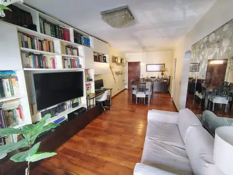 Departamento 4 ambientes con 2 baños