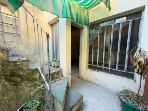 Dean Funes 1227 , Piso 0