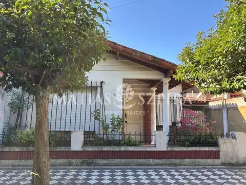 Venta Casa 4 ambientes Ramos Mejia