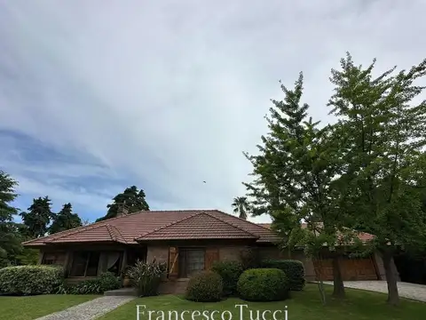 Casa en venta 5 ambientes en San Diego