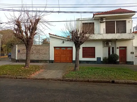 VENTA 2 CHALETS DE 4 Y 3 AMB INDEPENDIENTES EN EL LOTE