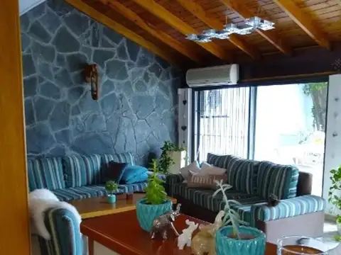 Gran casa en inmejorables condiciones.