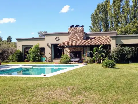 Quinta en Venta en Bolivar, USD 380.000