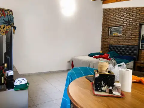 Venta Casa 6 Amb Lote 1500m2 apta credito Barrio Los Platanos Berazategui